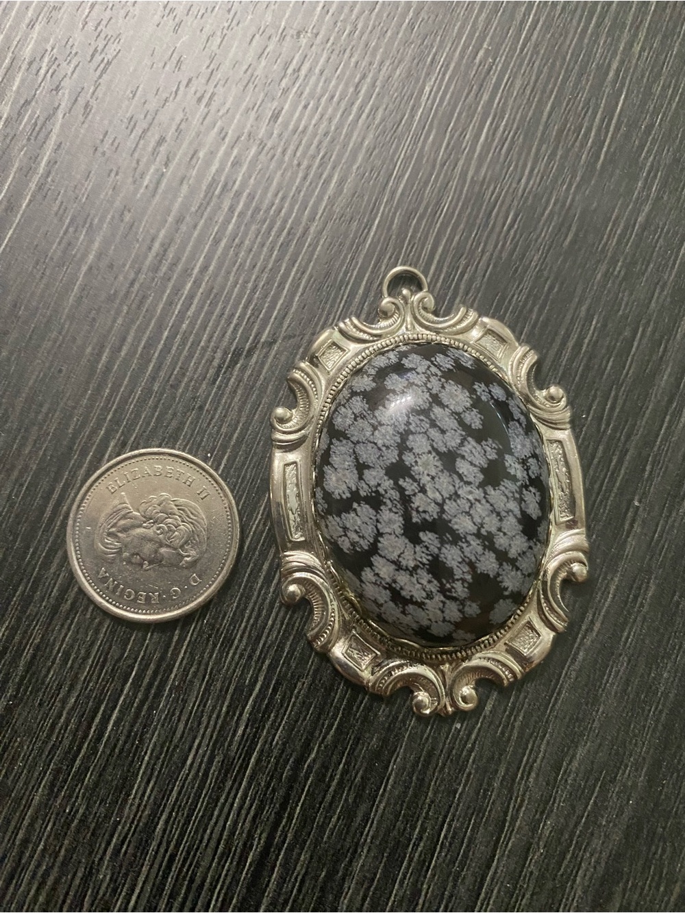 Vintage-Inspired Snowflake big Obsidian Pendant Necklace - Silver Tone